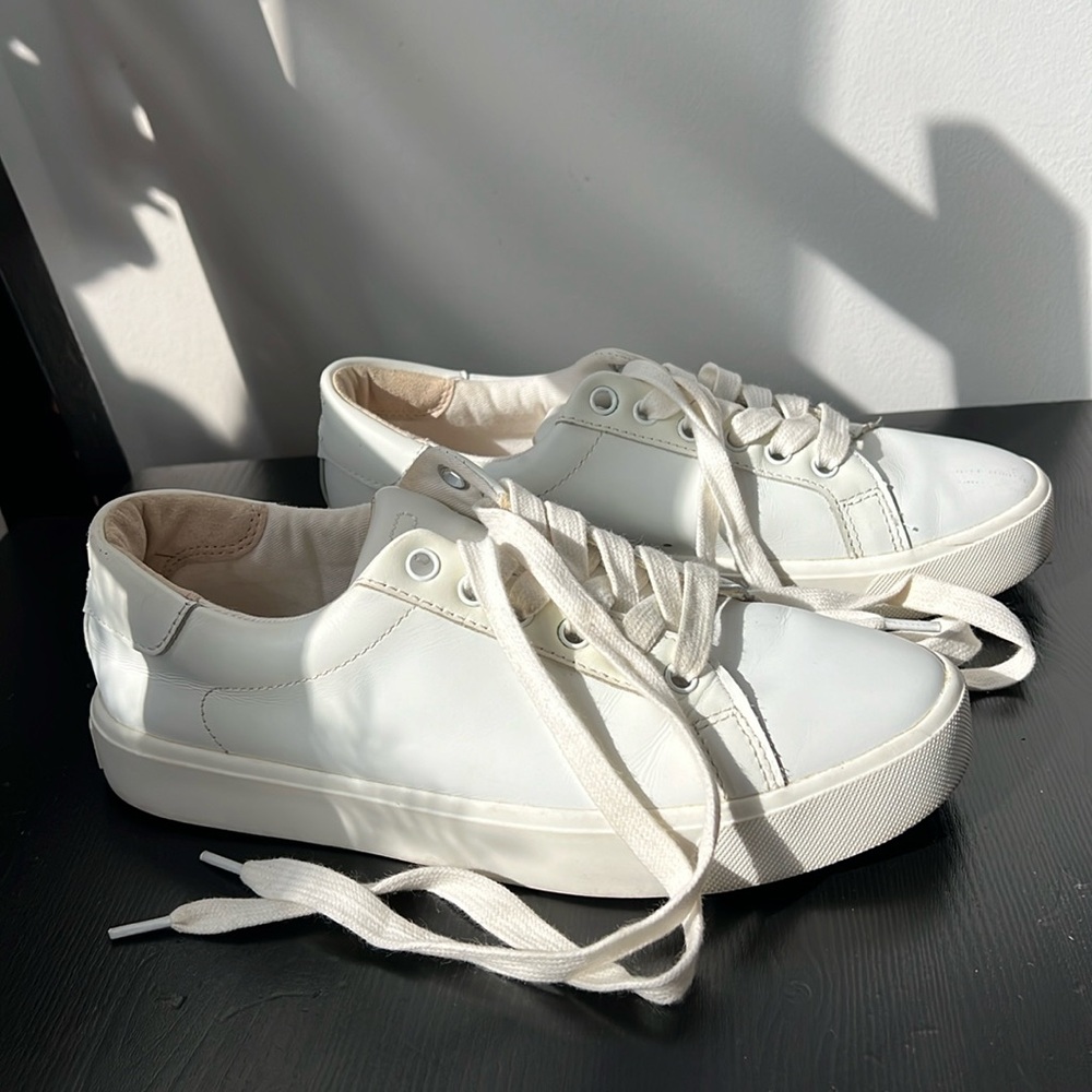 Sam Edelman Sneakers